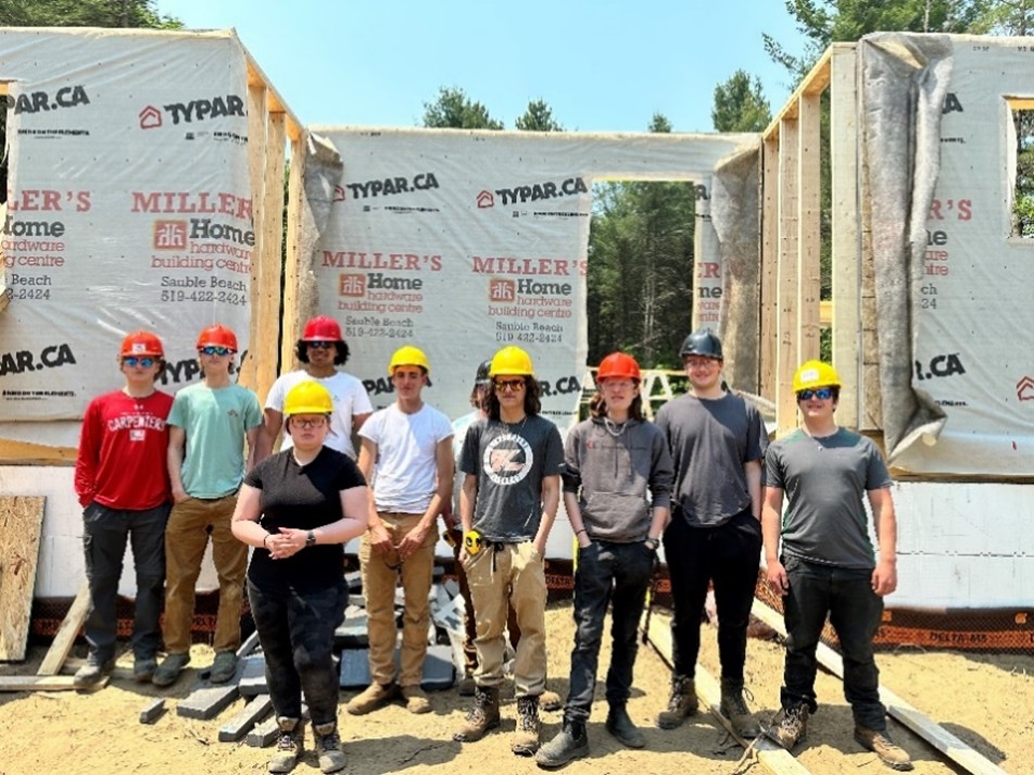 Students Participate in Training on the Build Site